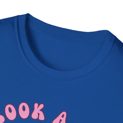 A Book A Day Keeps The Mental Breakdown Away (Groovy Cat) T-shirt